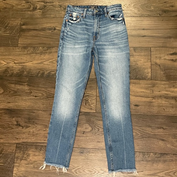 Abercrombie & Fitch Denim - Abercrombie and Fitch Simone High Rise Slim